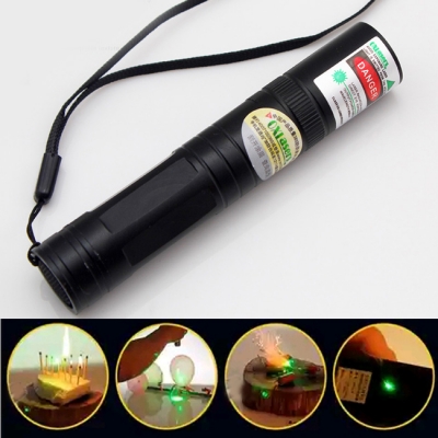 200mW Green Laser Pointer Burns Match with 5 Pattern Caps