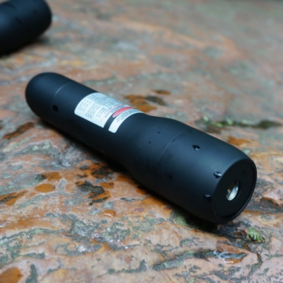 handheld laser pointer