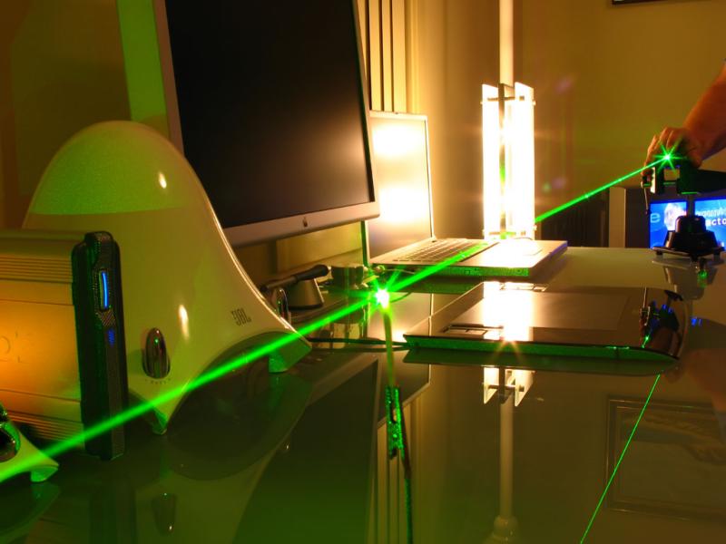  100mW laser