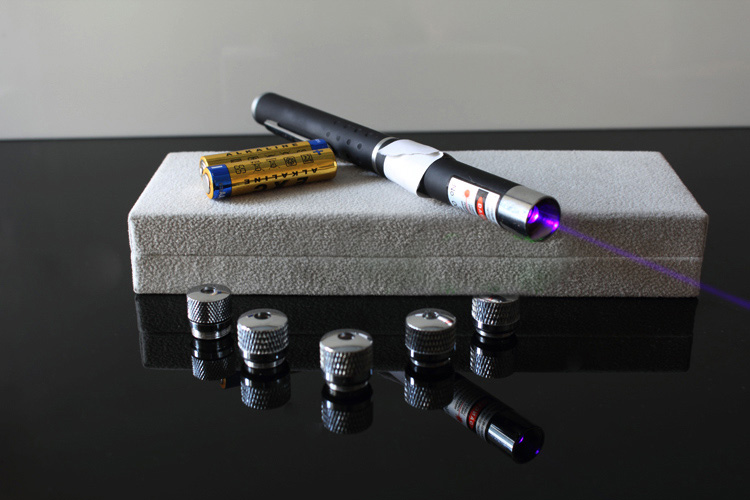 violet laser pointer