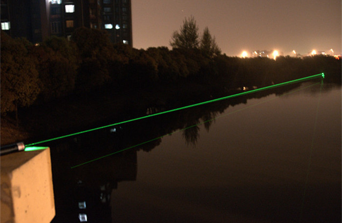 green laser light