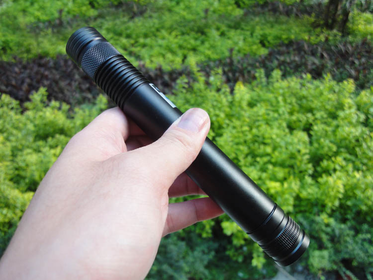 2000mw waterproof laser pointer 